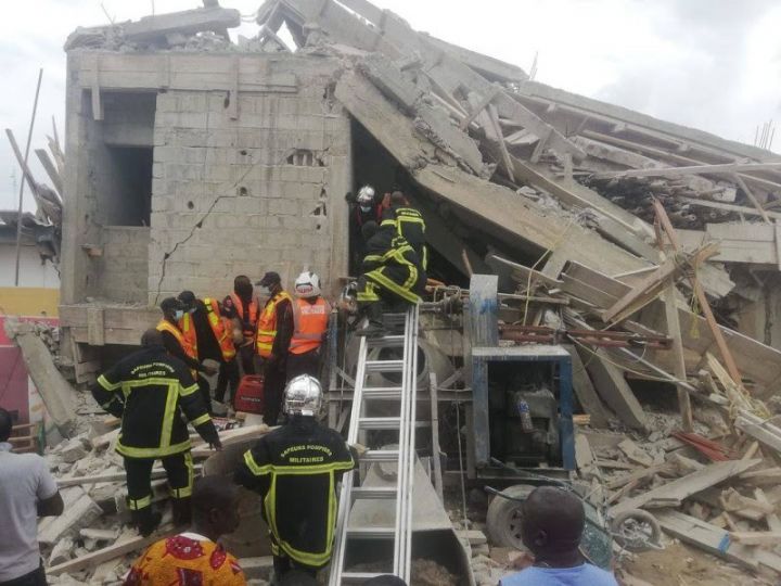 Faits Divers : 5 morts dans l'effondrement d'un immeuble à T