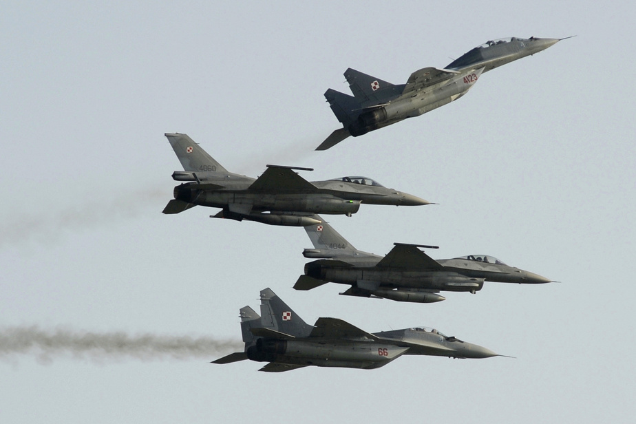 Envoi d’avions militaires à l’Ukraine : La Pologne cède à la demande des USA, mais refuse de servir