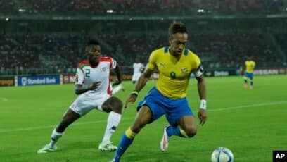 Scandale/ Le président d'une fédération de football et 3 entraîneurs incarcérés pour abus sexuels su