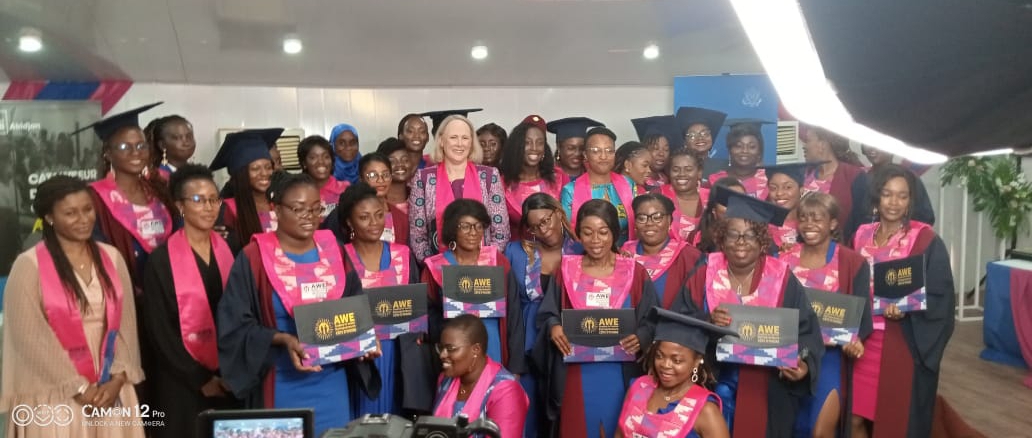 Côte d'Ivoire/Programme Academy for women entrepreneurs cohorte 2 ,38 femmes reçoivent leurs diplôme