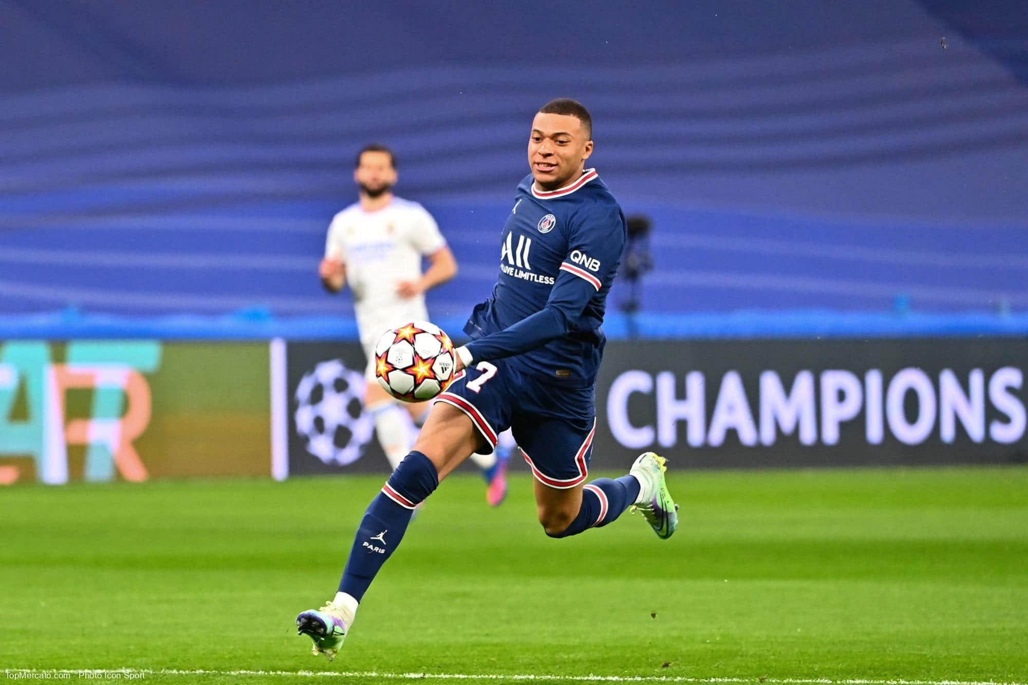 Football : Kylian Mbappe raconte comment le racisme l’a presque fait quitter l’équipe de France
