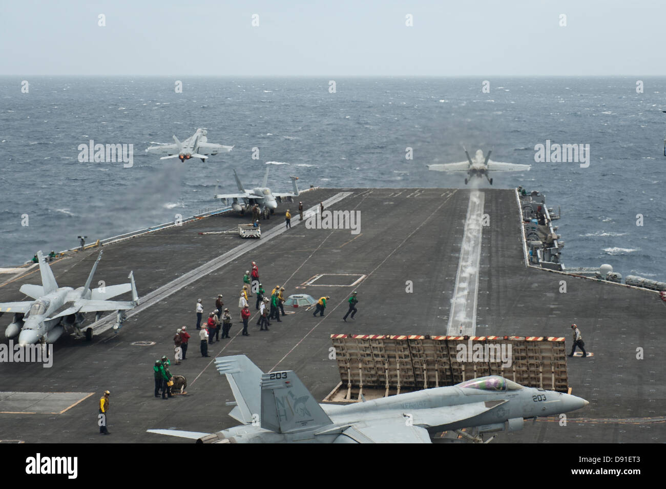 A la veille de l'arrivée à Taïwan de Nancy Pelosi, des porte-avions Américains en route pour Taïwan
