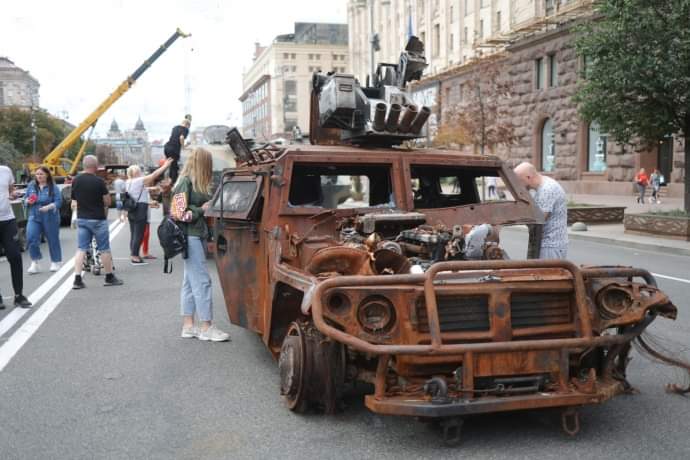 Défilé des chars Russes à Kiev: la Russie humiliée par le pouvoir Ukrainien