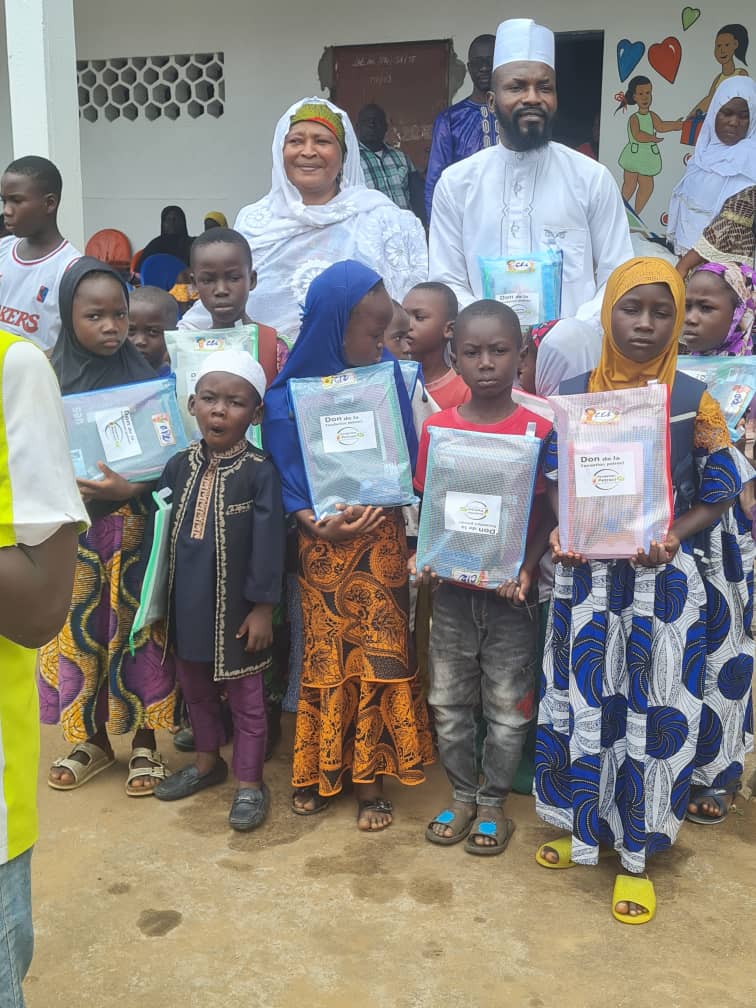L'Ong " Coeur de mère - Côte d'Ivoire" donne le sourire aux élèves orphelins