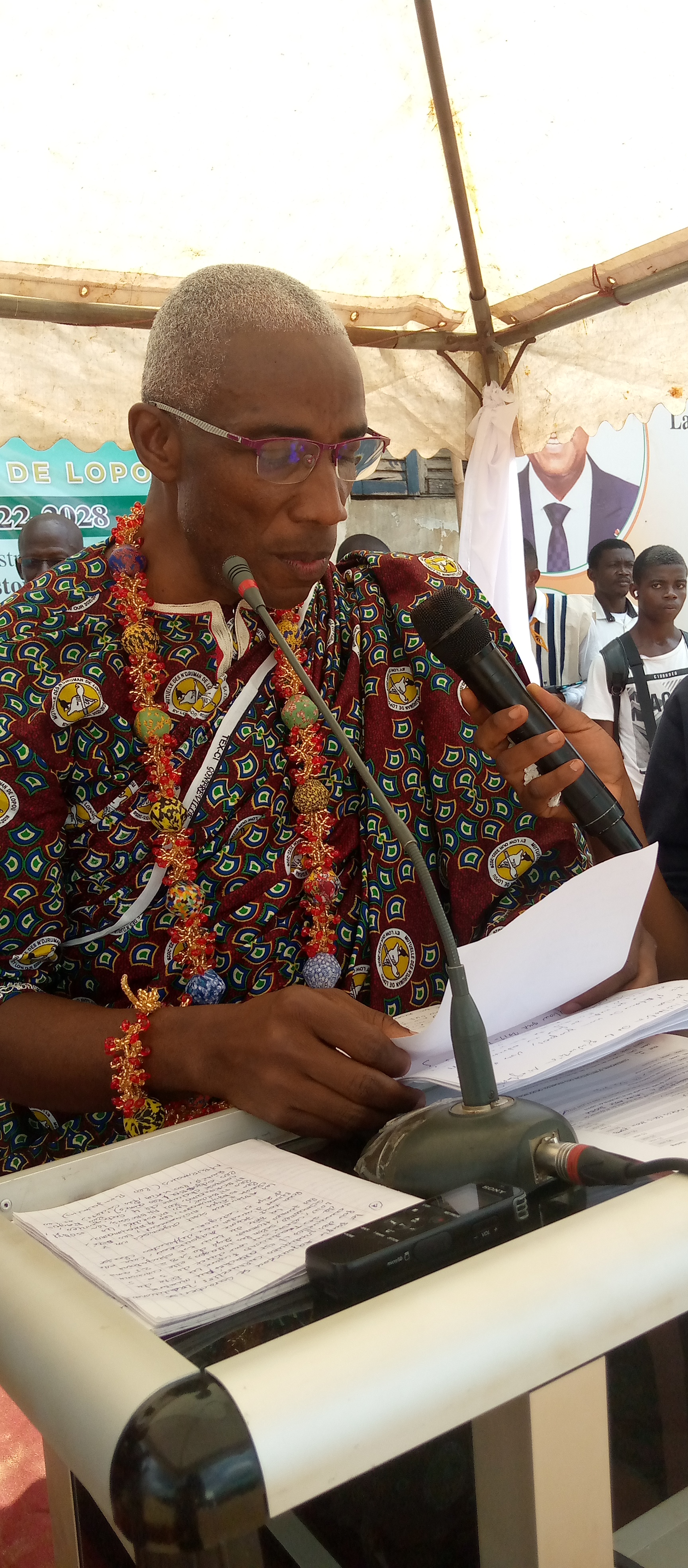 Fête initiatique du Low à Lopou (Dabou)/ La génération N'Djr