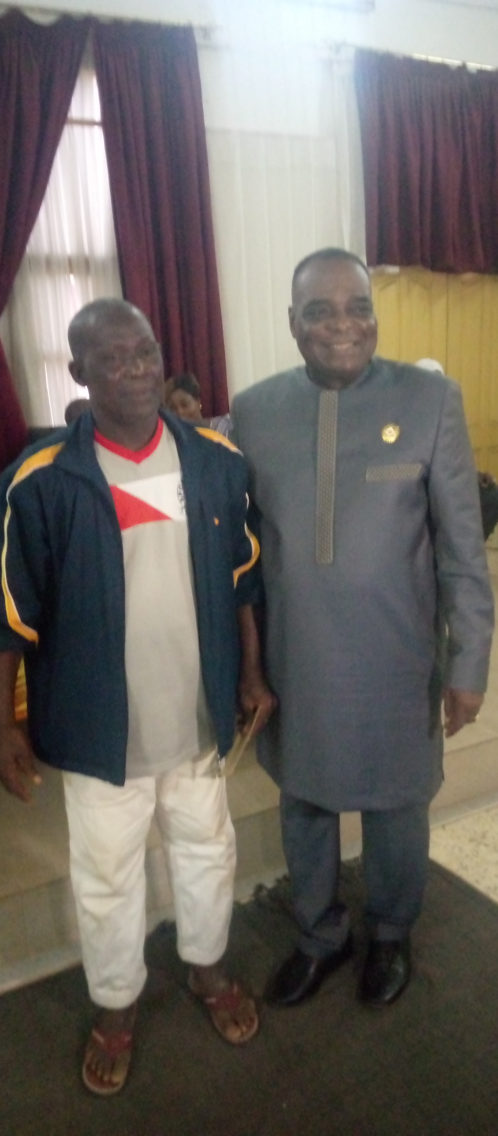 Sport/ Le maire de Dabou distribue 7 millions de FCFA aux athlètes