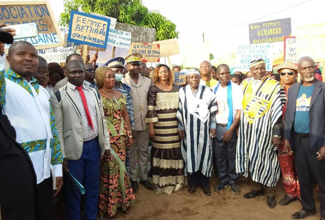 1ere édition de la journée des producteurs de manioc à Gloleu/ Le ministre gouverneur des montagnes