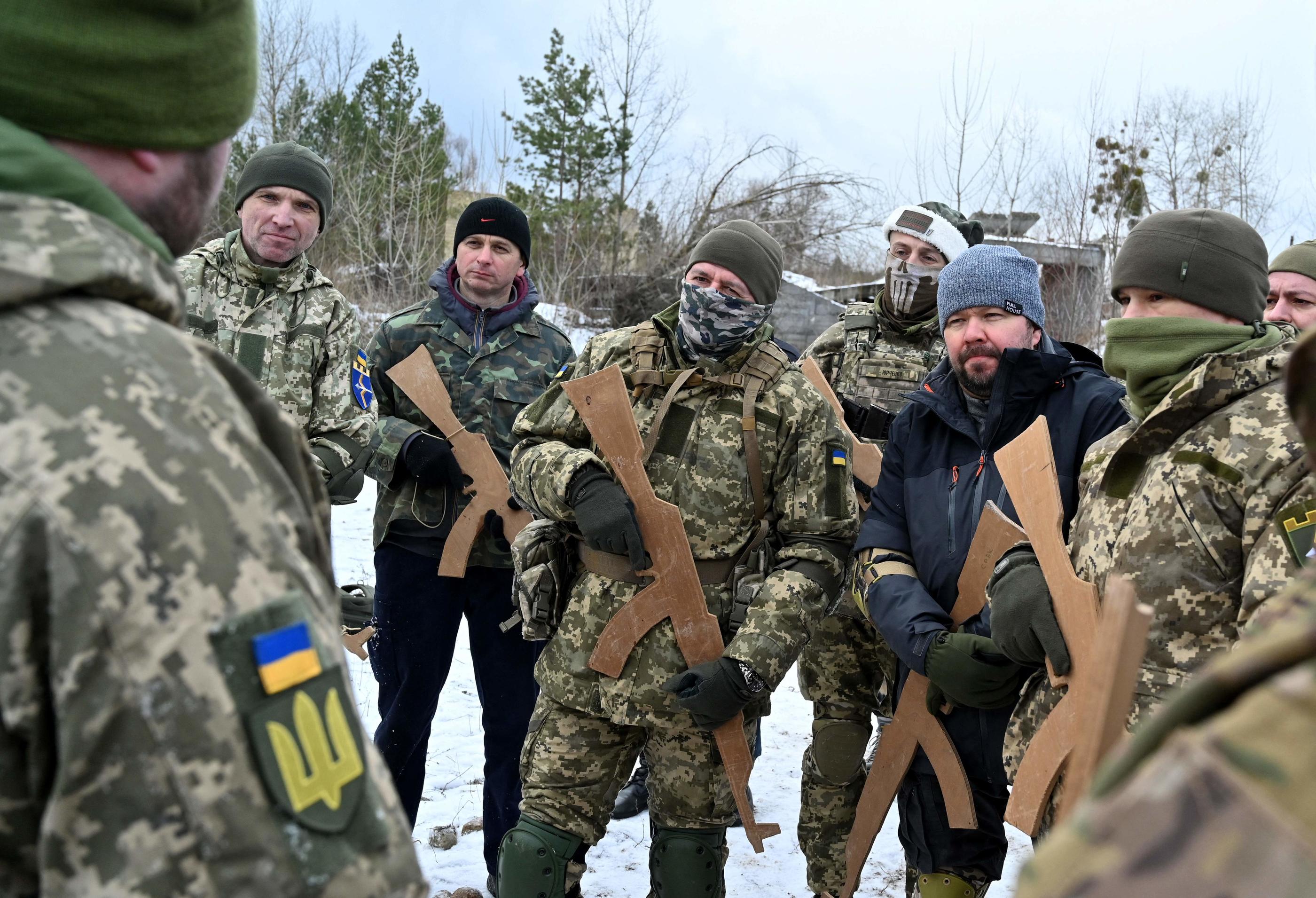 Guerre en Ukrine/ L'Ukraine se prépare à une attaque russe. La Russie accuse Kiev de préparer un fau