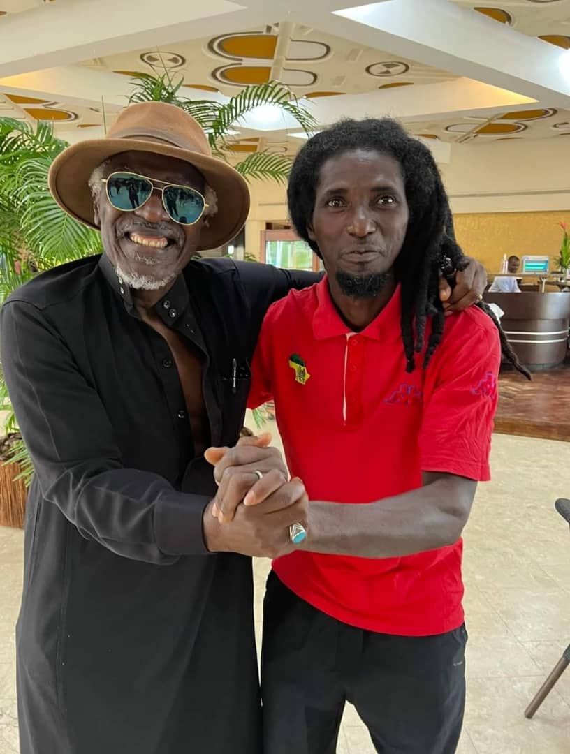 Un cultivateur parcourt Dakar- Abidjan à vélo pour rencontre