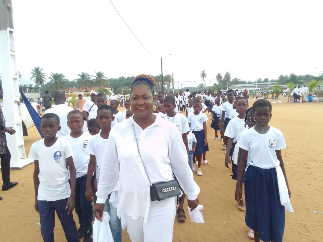 Toukouzou Hozalem/ Plus de 10 mille élèves et étudiants défe