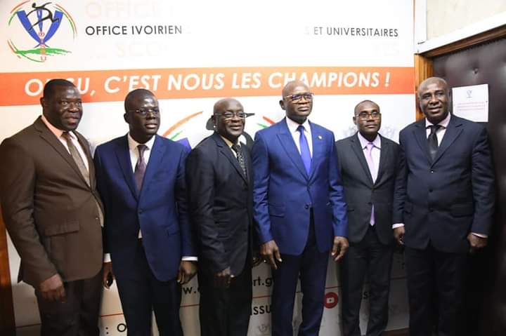 Visite du ministre des Sports, Metch Adjé Silas des struct