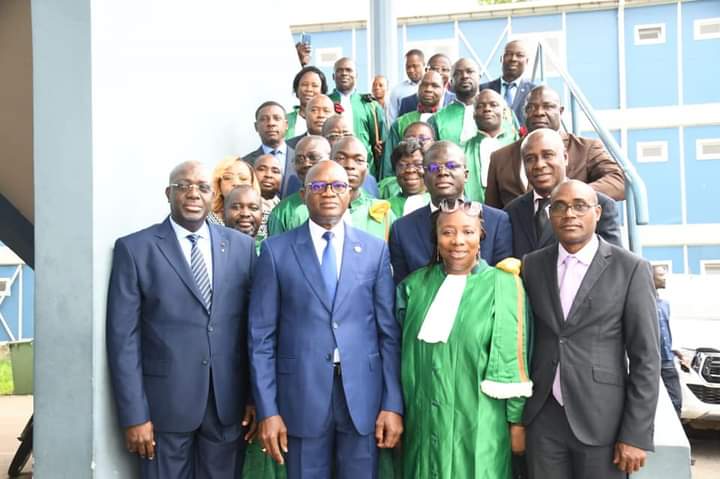 Visite du ministre des Sports, Metch Adjé Silas des struct