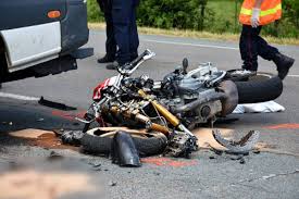 Dabou/Tragique accident de la circulation/ Deux motocyclistes broyés par un camion.