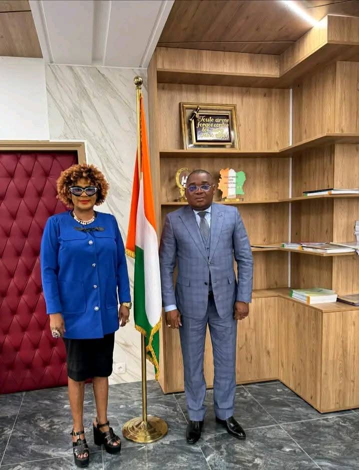 Le ministre Serey Doh et l'ex-maire de Logoualé, Jeannette Badouel préparent quelque chose pour le