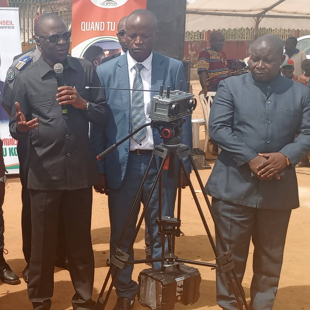Dabou/ Le ministre Amadou Koné dote le comitélocal de sécurité routière de radars