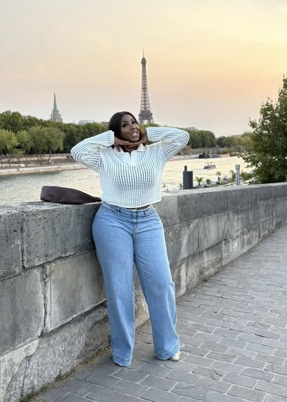 Actu People/ Maa Bio dit bye-bye à Abidjan : cap sur la France pour la "mère du vécu"